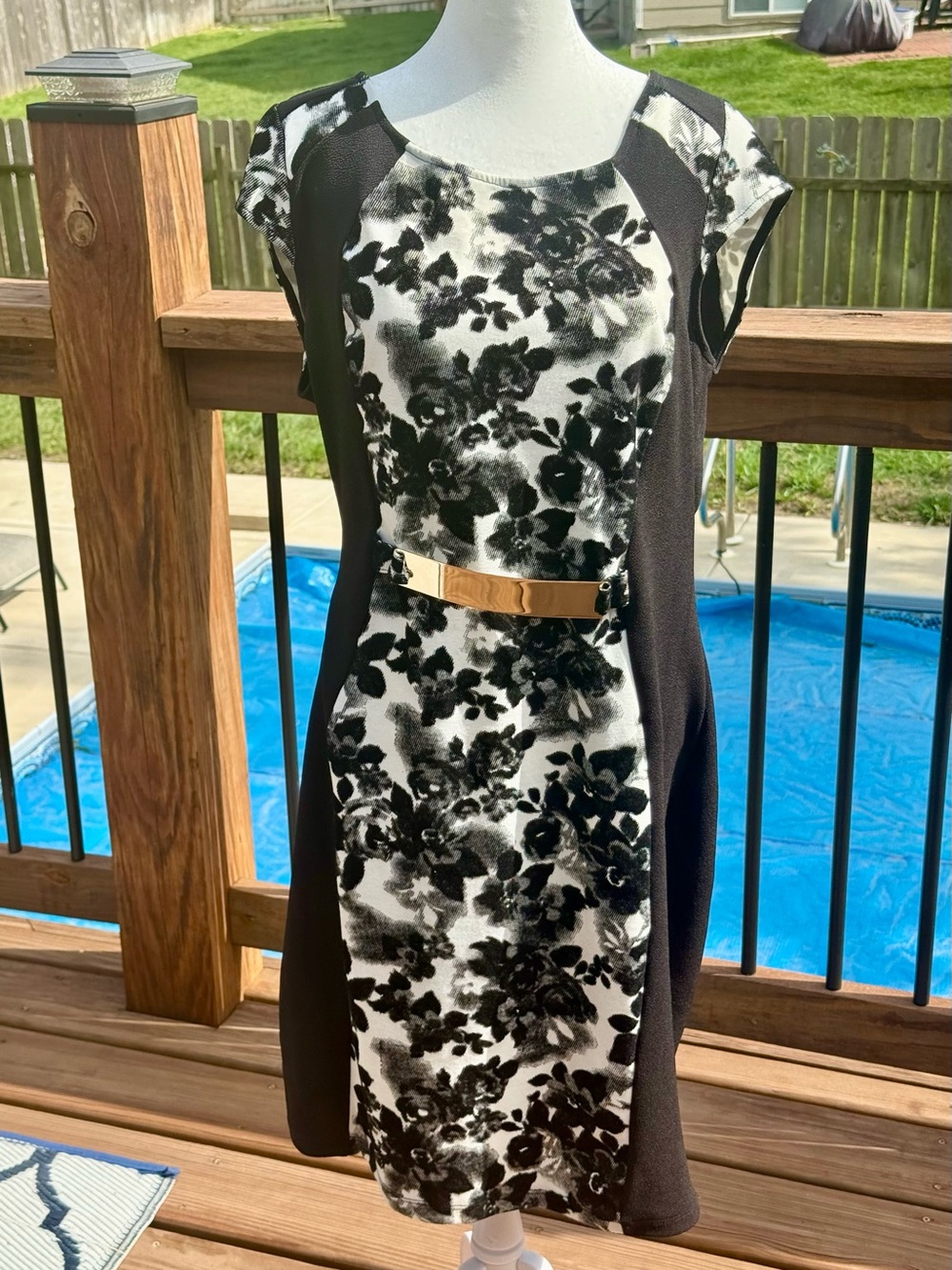 Janette Plus Black and White Floral Sheath Dress with Gold Belt